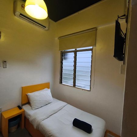 The Serai Cottage Transit Hotel Kampong Gong Badak Zimmer foto