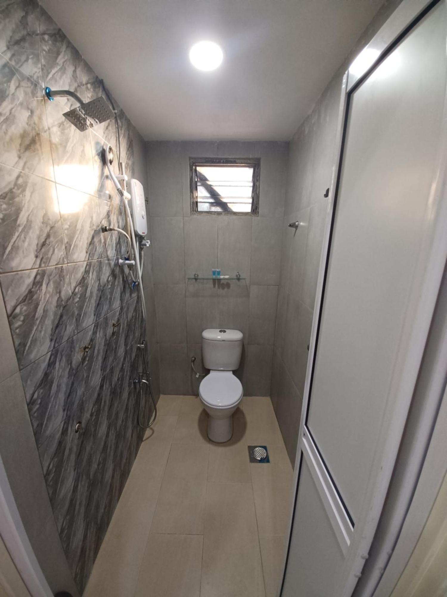 The Serai Cottage Transit Hotel Kampong Gong Badak Zimmer foto
