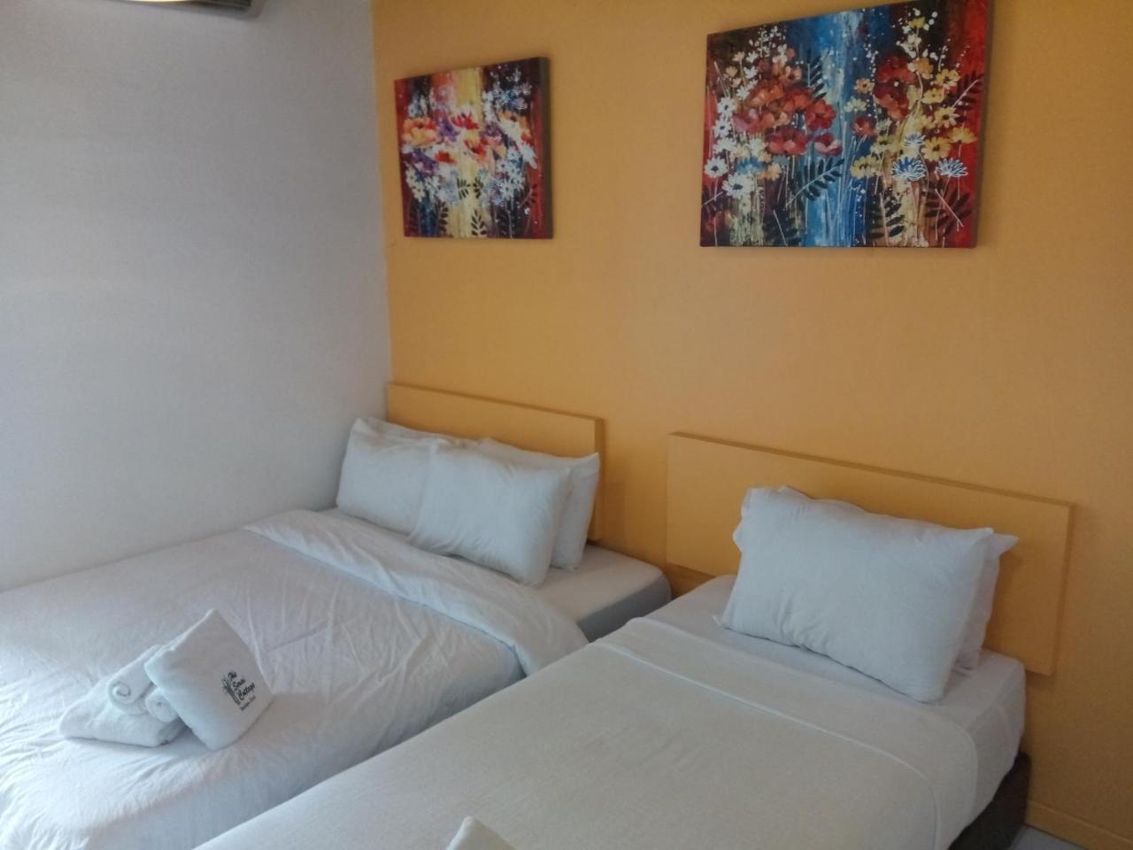 The Serai Cottage Transit Hotel Kampong Gong Badak Exterior foto